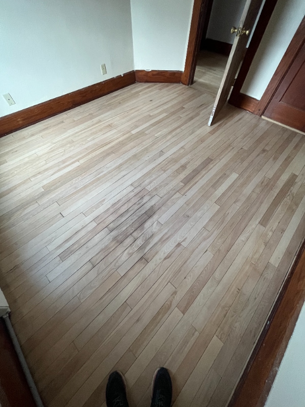 Building Photo - 3 E Main St