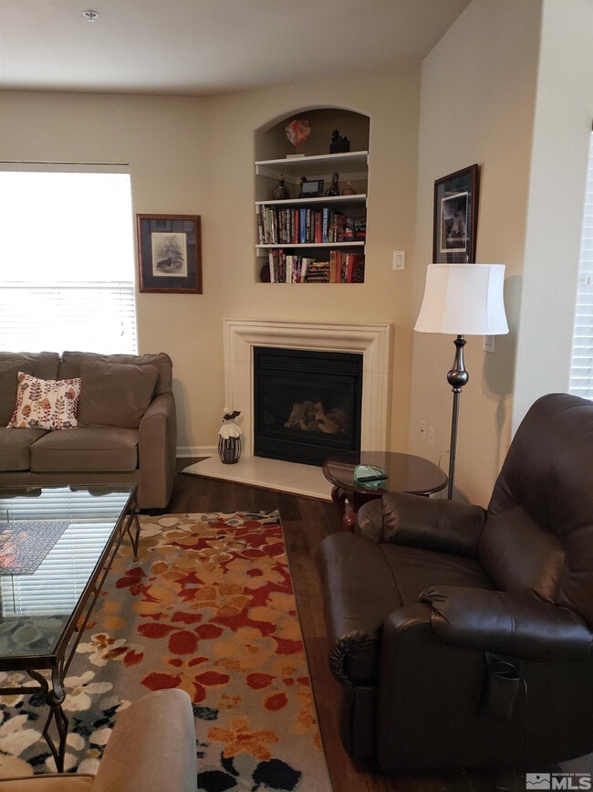 Building Photo - 1325 S Meadows Pkwy