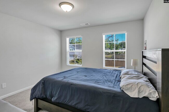 Building Photo - 620 Rothenburg Rd