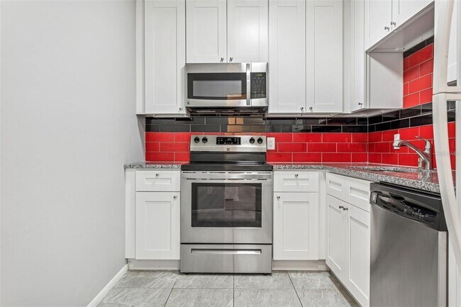 Building Photo - 4606 W Gray St