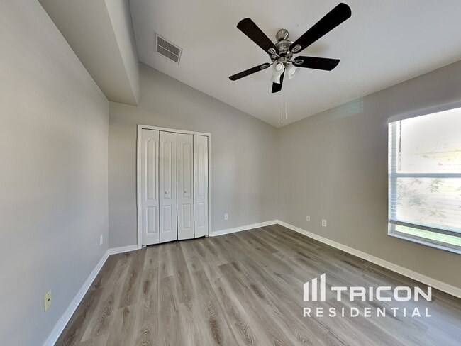 Building Photo - 31333 Heatherstone Dr