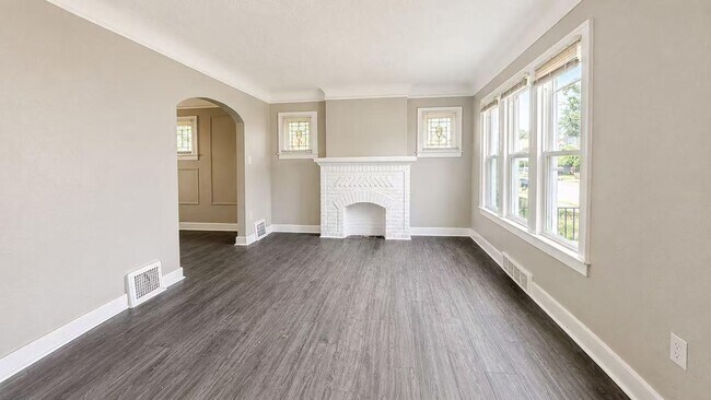 Building Photo - 16607 Woodingham Dr