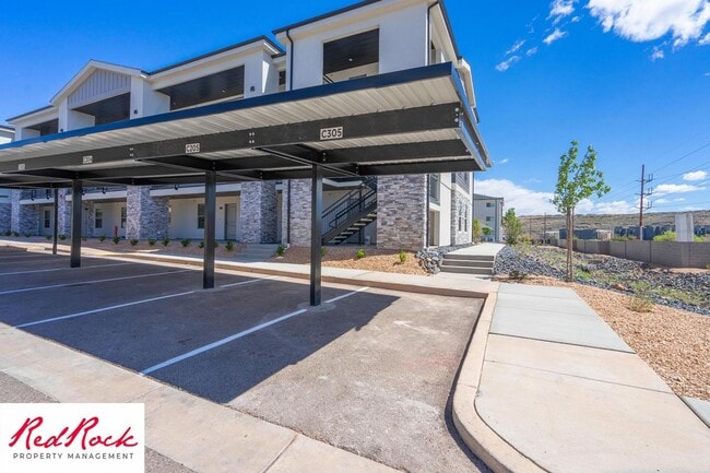 Building Photo - Modern and Freshly Built 2 Bedroom Condo!