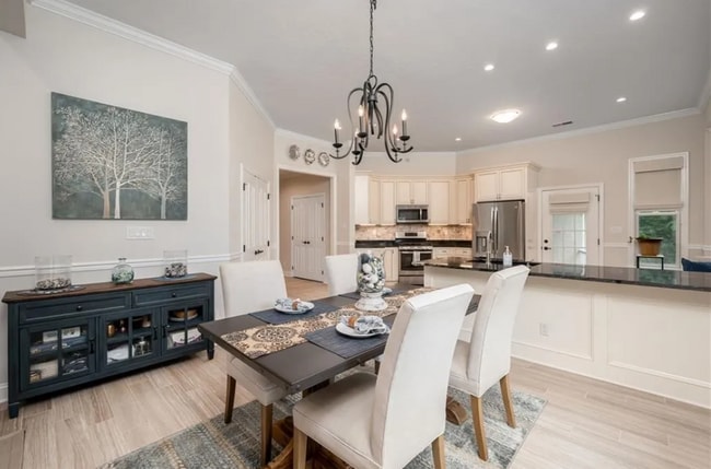 Building Photo - 220 Adams Pointe Blvd