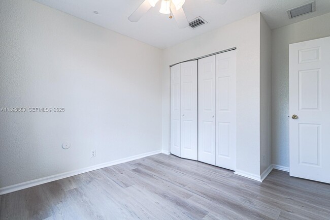 Building Photo - 116 NW 6th Ave