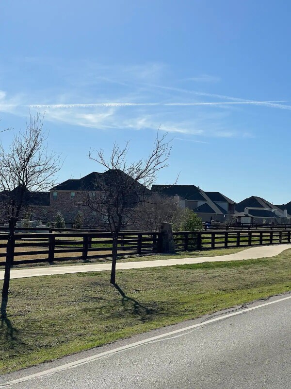 Building Photo - 1508 Schober Rd