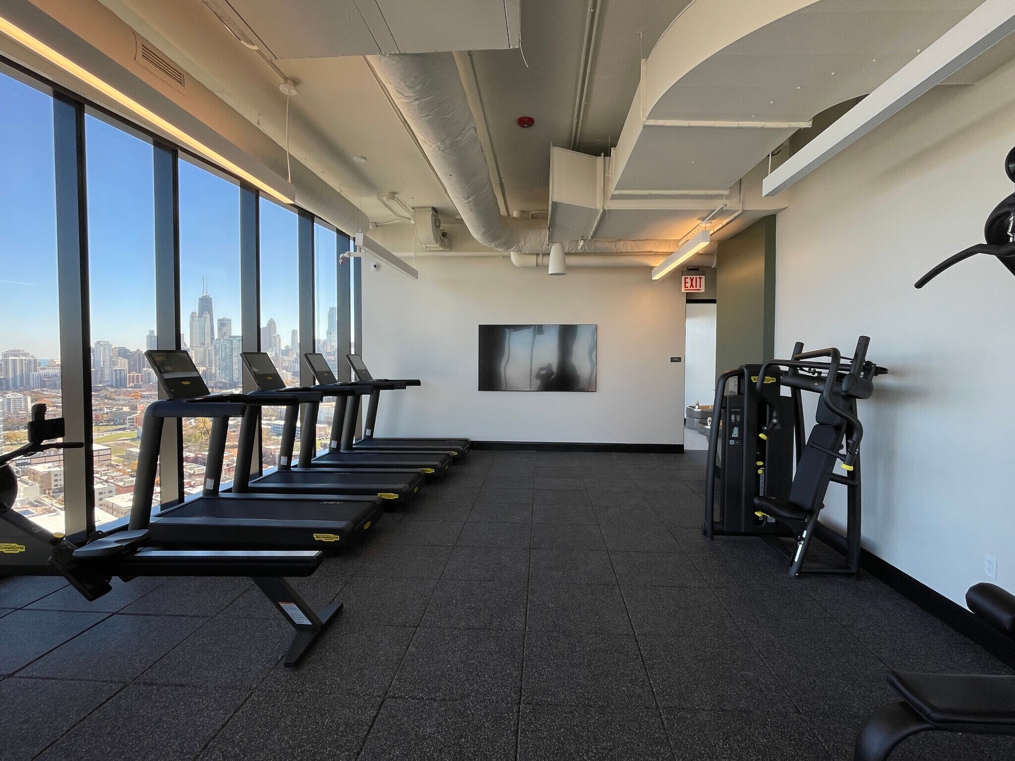 Building Photo - 1450 N Kingsbury St