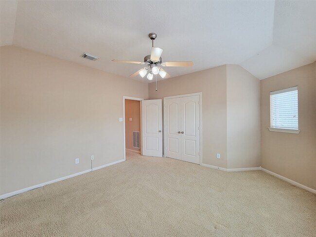 Building Photo - 206 Whispering Ridge Terrace