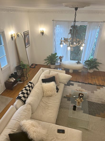 Building Photo - 5924 W 2nd St