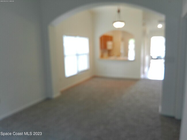 Building Photo - 435 Margie Dr