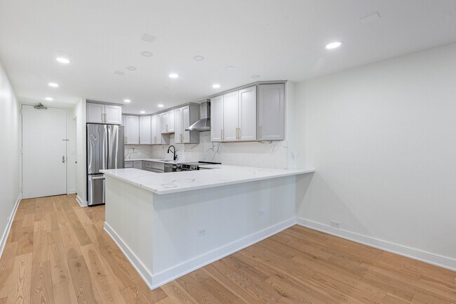 Building Photo - 405 N Wabash Ave