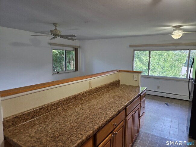 Building Photo - 36 Sigwin Dr