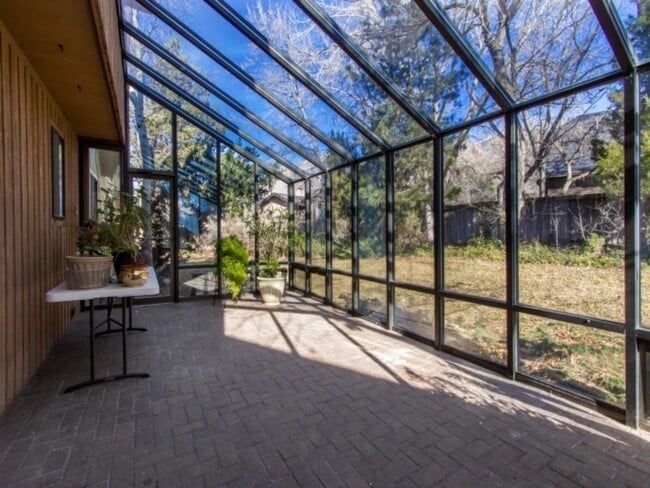 Building Photo - 7449 Magic Hills Cir