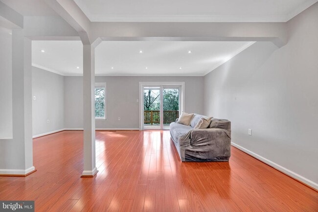 Building Photo - 7826 Mt Woodley Pl