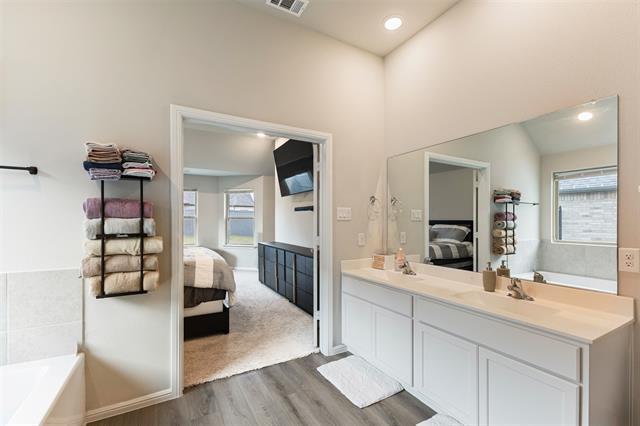 Building Photo - 7537 Prairie holly Ln