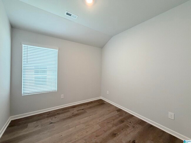 Building Photo - 155 CHALLENGER Way