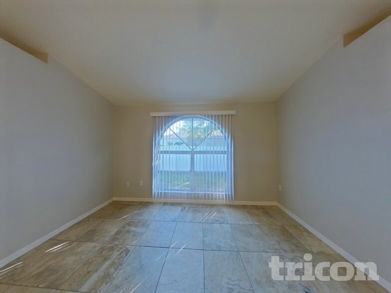 Building Photo - 400 Cocoa Ct