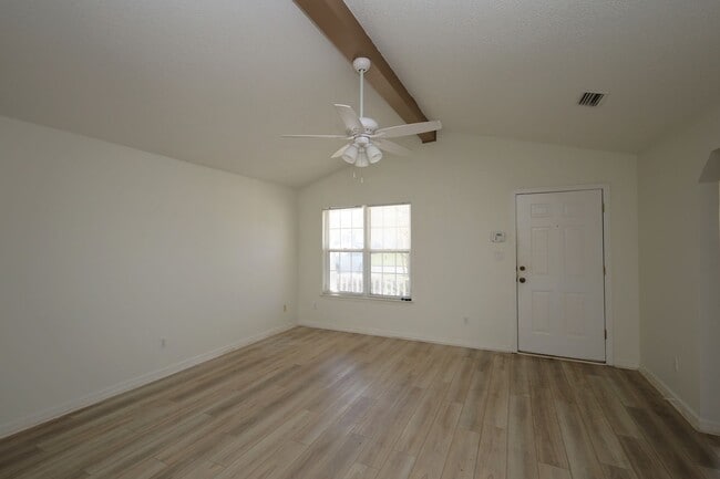 Building Photo - 3063 Schroer Dr