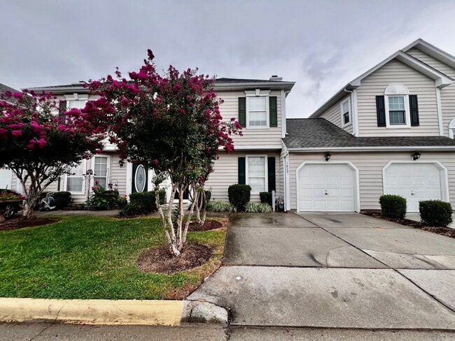 Primary Photo - Stunning Castleton Condo