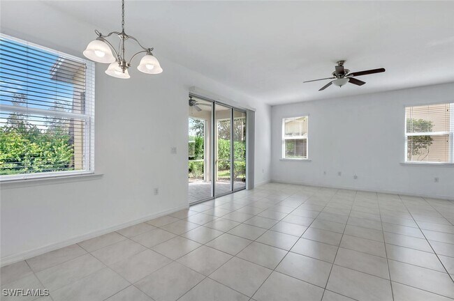 Building Photo - 10824 Alvara Way