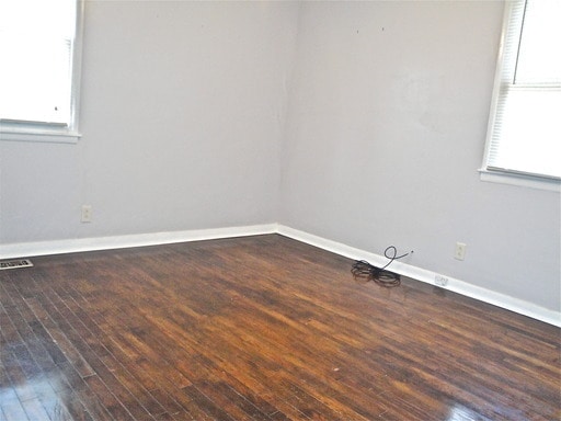 Building Photo - Adorable 2 Bedroom 1 Bath Home in Sylvan Heights!