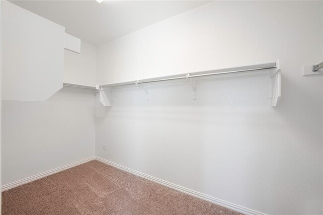 Building Photo - 2533 Milan Meadows Dr