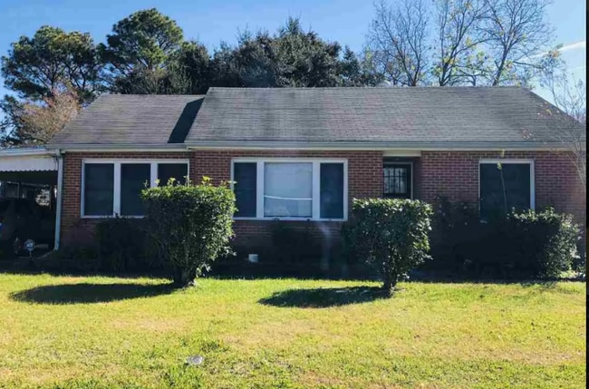 Building Photo - 135 Cleveland St