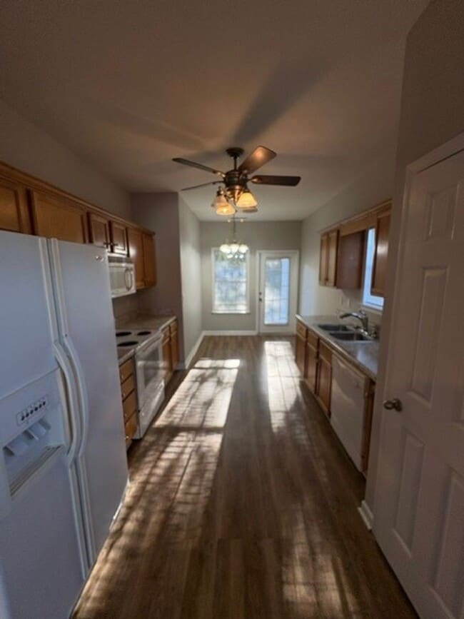 Building Photo - For Rent - 3 Bedroom, 2 Bathroom home in Pelham