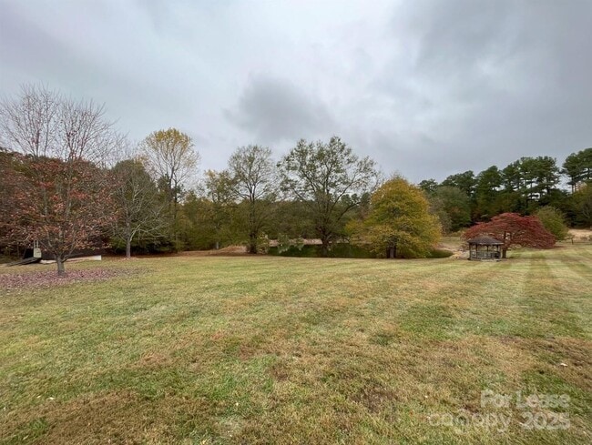 Building Photo - 228 El Bethel Rd