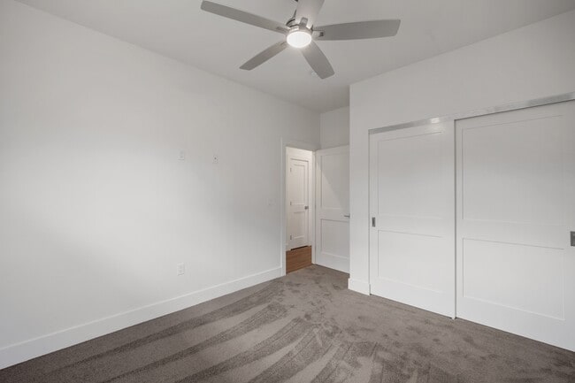 Building Photo - 112 Oliona St