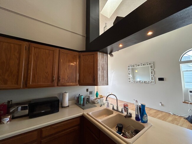Building Photo - 8440 Sweetgum Terrace