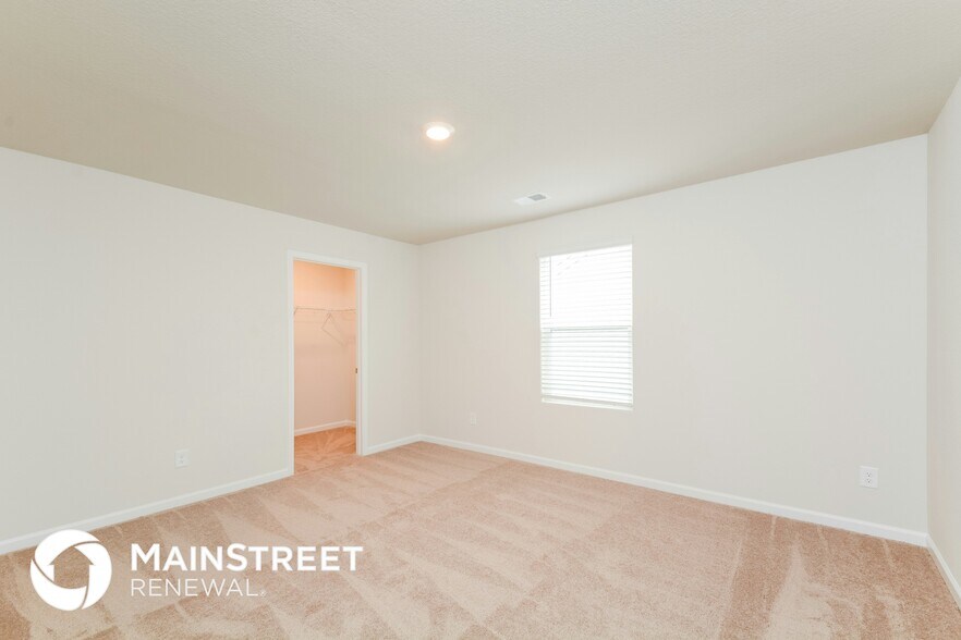 Building Photo - 497 Turning Lk Dr