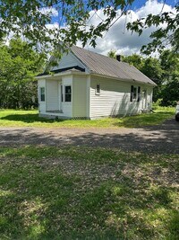 Building Photo - Cottage in Port Tobacco