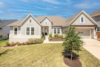 Building Photo - 151 Starfire Dr