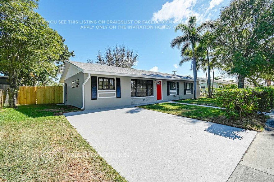 Primary Photo - 530 S 13th Pl