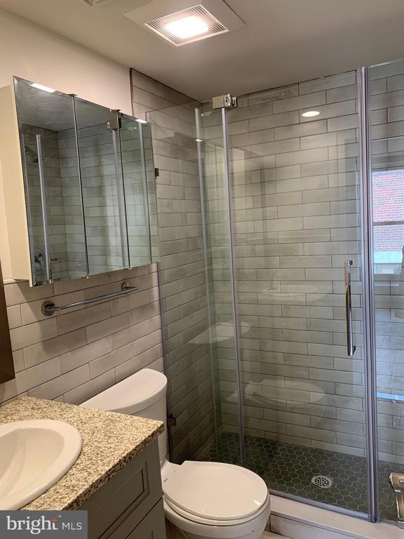 Building Photo - 2311 Spruce St