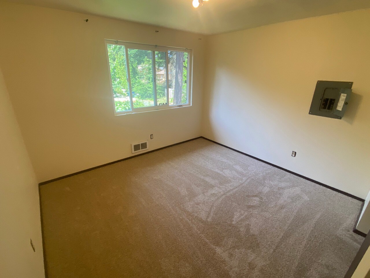 Unit B - 21906 54th Ave W