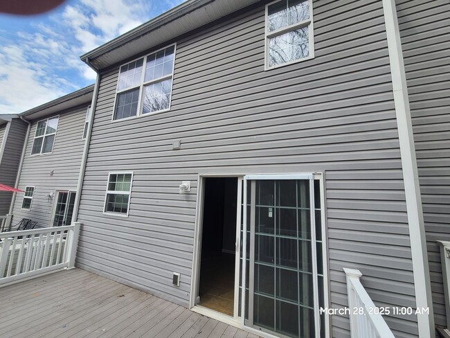 Building Photo - 3 Bedroom Townhome for Rent in Waynesboro