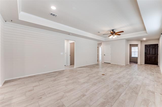 Building Photo - 7613 Heritage Dr
