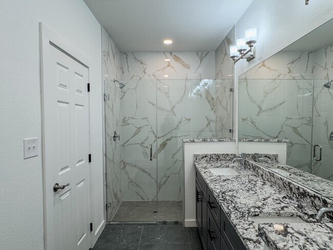 Building Photo - 350 Lucy Rd