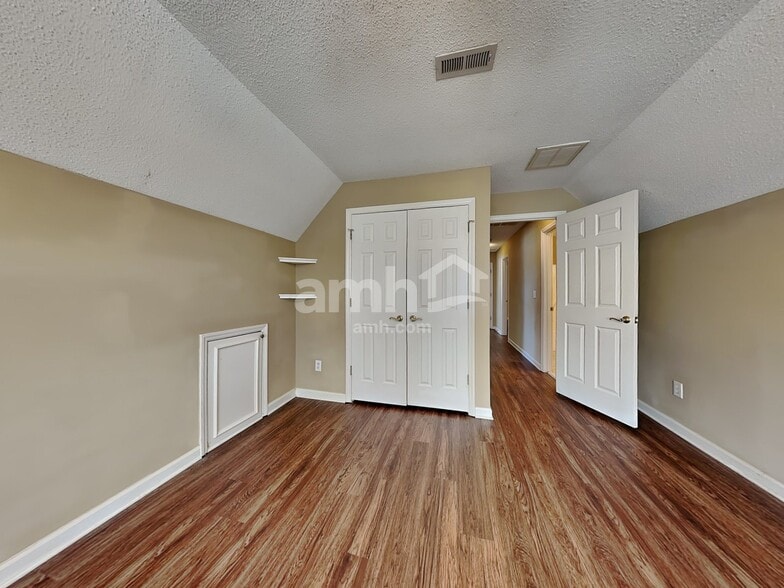 Building Photo - 4239 Brentonshire Ln