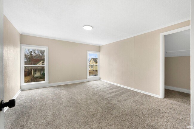 Building Photo - 607 Kinsmoor Ave