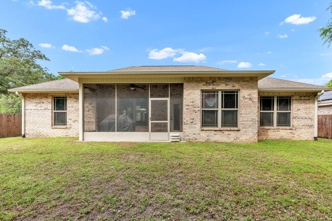 Building Photo - 468 W College Blvd