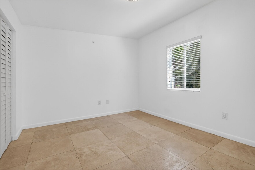 Bedroom 1 - 825 NE 120th St