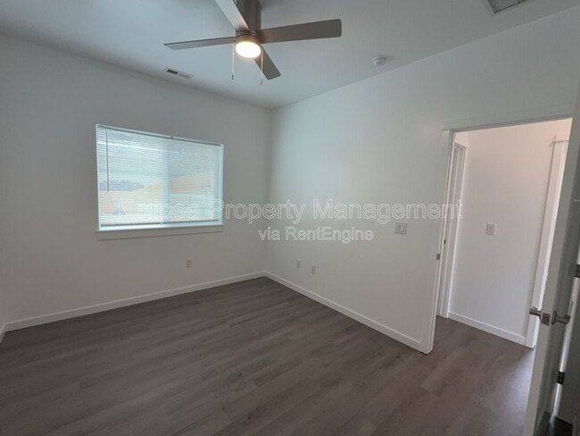 Building Photo - 147 Buena Vista Dr