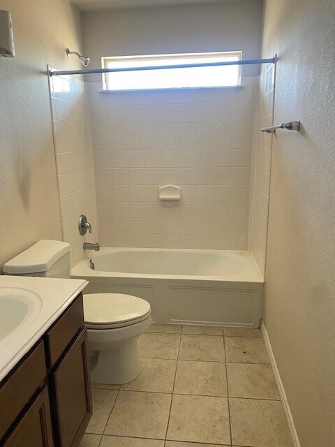 Building Photo - 1426 Joy Oaks Ln