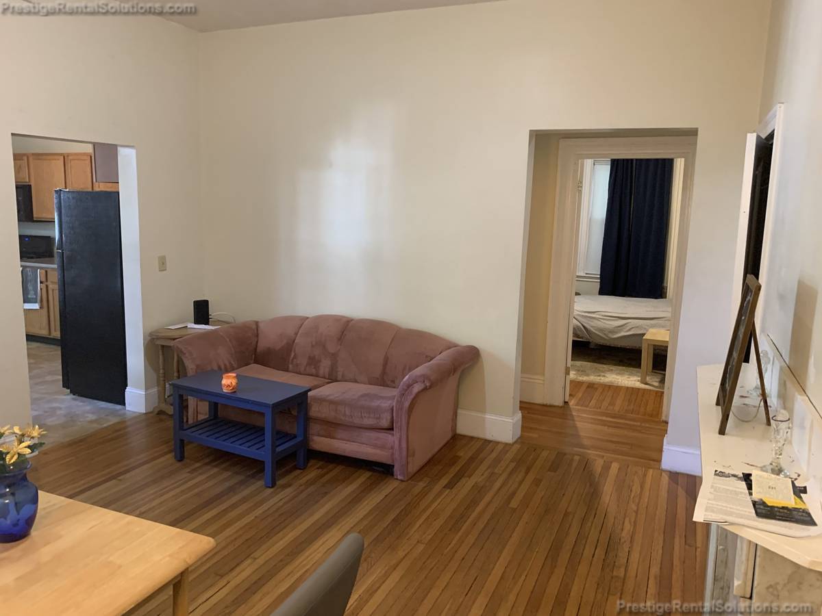 Building Photo - 18 Ashford St