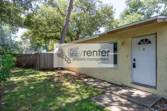 Building Photo - 15248 George Blvd