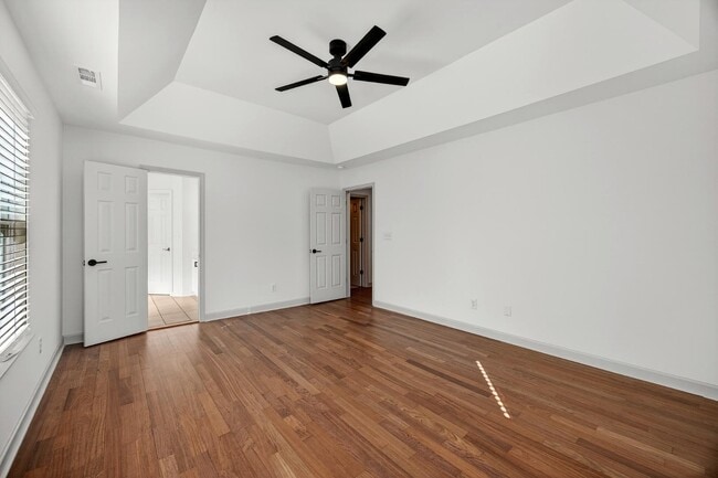 Building Photo - 1353 Black River Dr