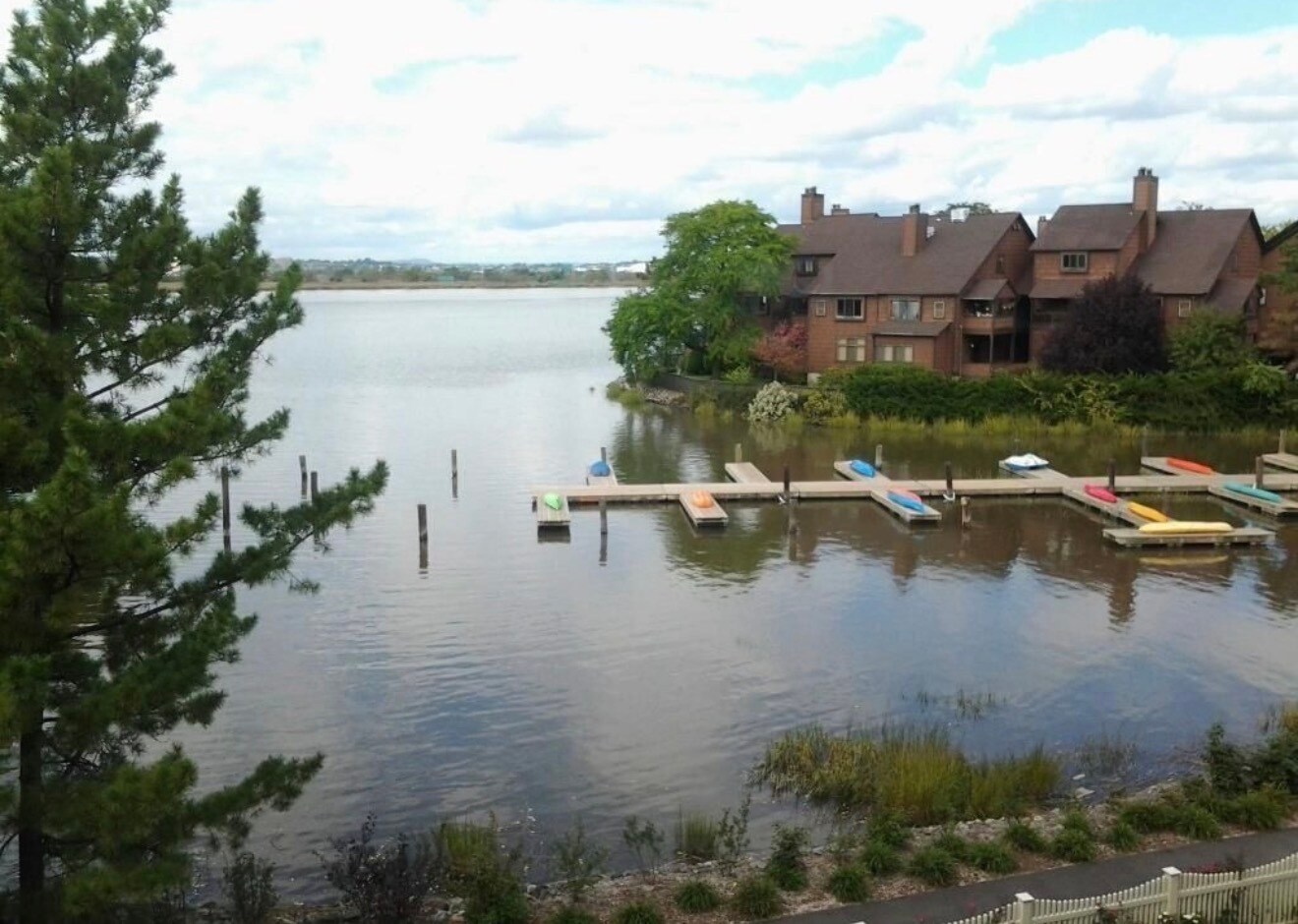 Building Photo - 228 Sandcastle